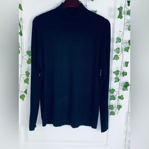 Turtle Neck Long Sleeve Shirt